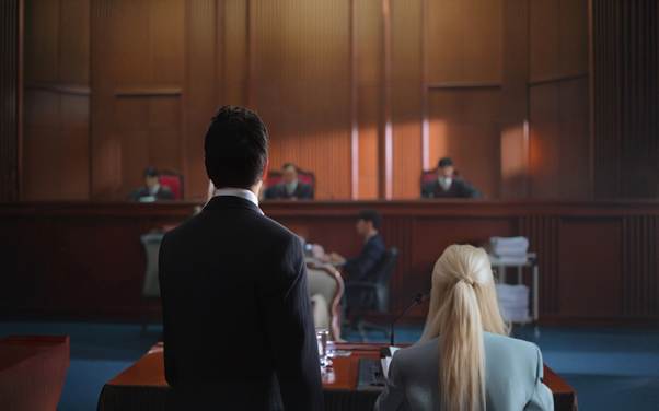Thinking You Can Handle Court Without a Criminal Lawyer in Singapore? Think Again